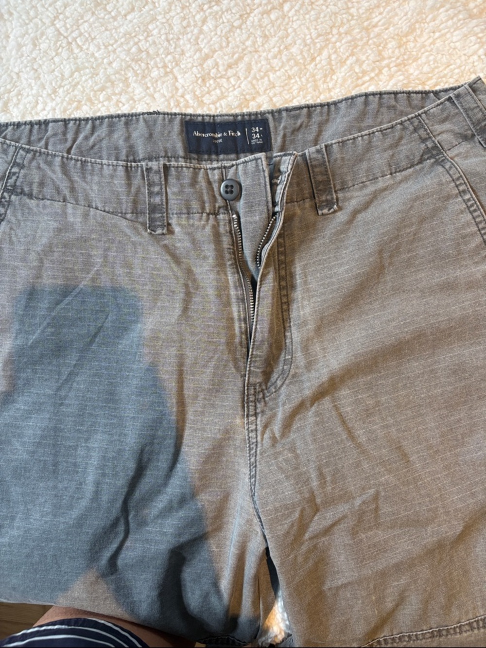 Abercrombie & Fitch Men's Light Gray Casual Shorts